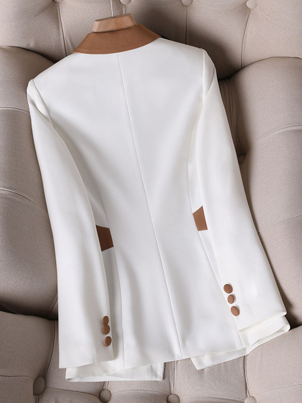 Emilia Slim Fitting Blazer