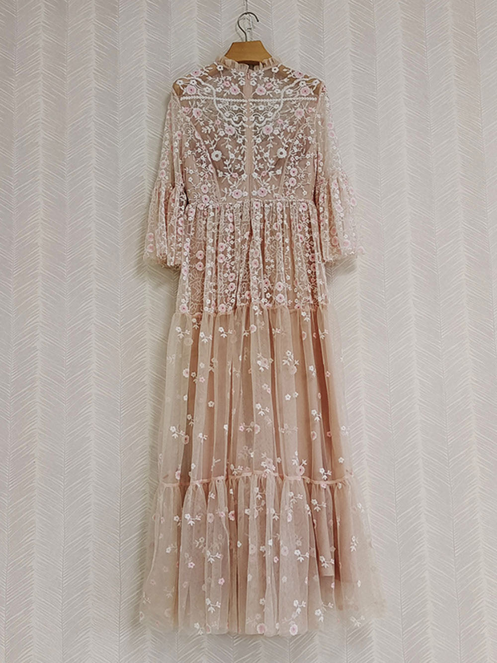 Ari Maxi Dress