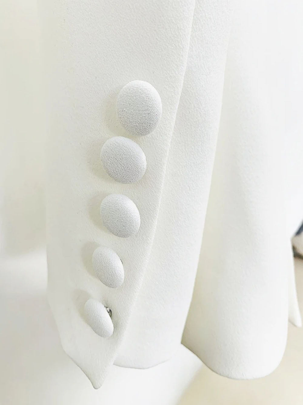 Daisy Lapeled Rhinestones Blazer