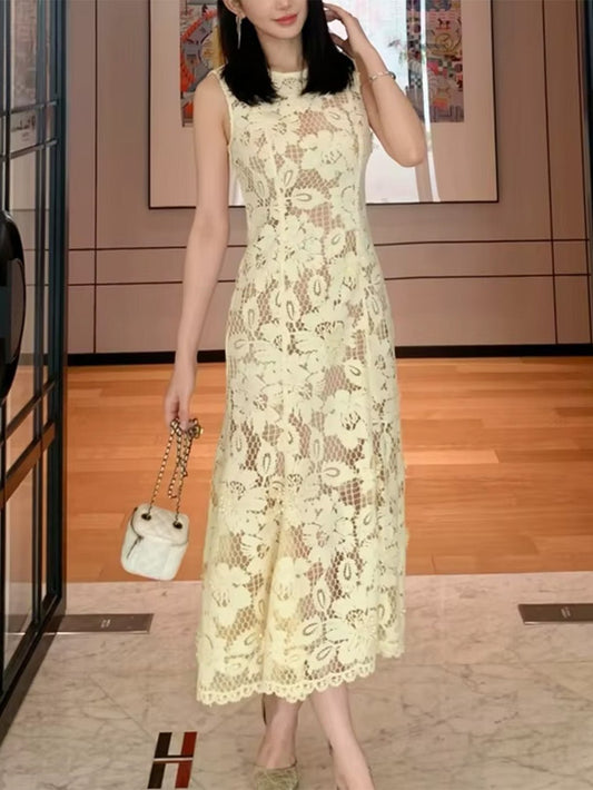 Elodie Floral Lace Midi Dress
