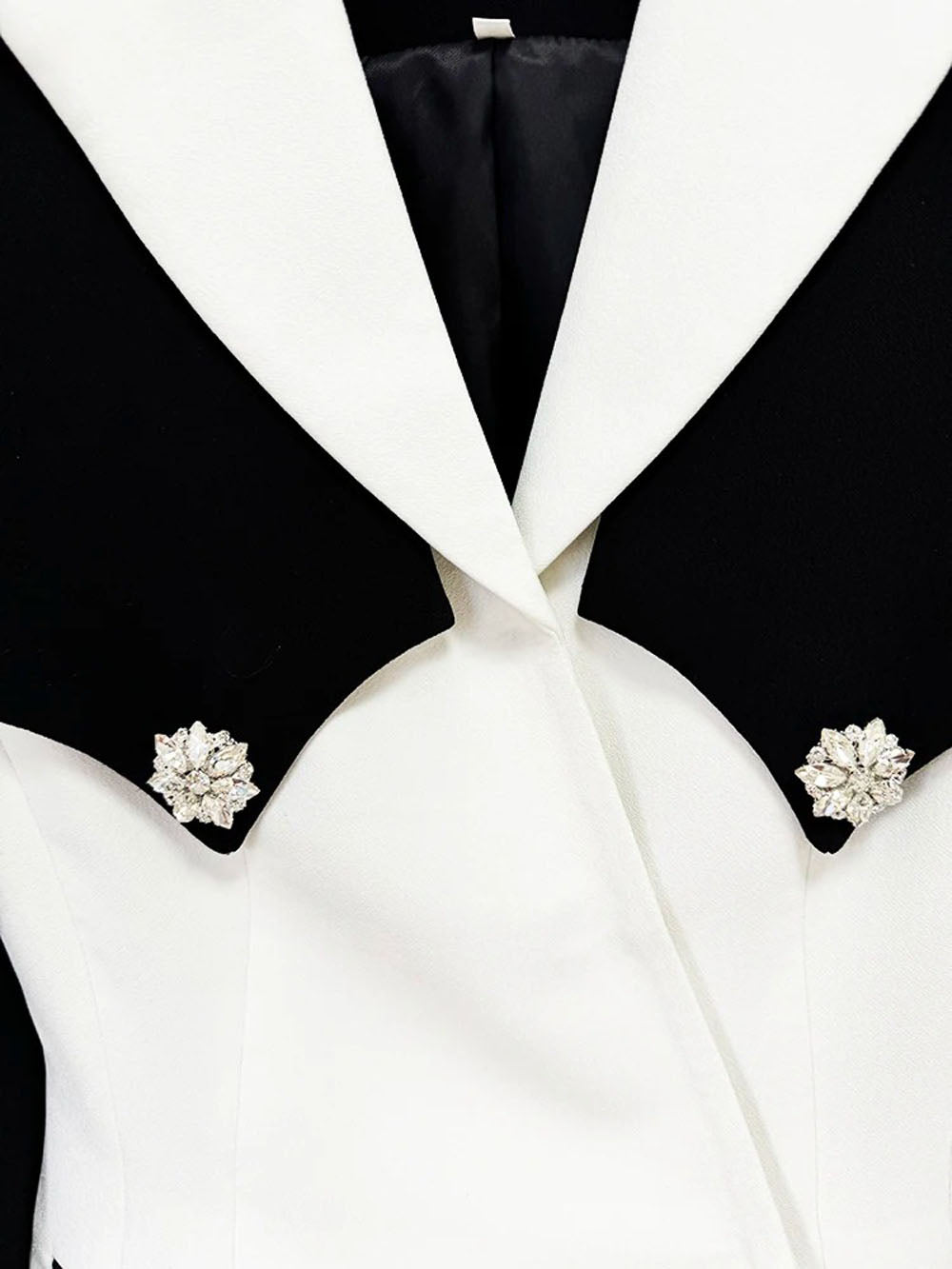 Saylor Diamond Block Blazer